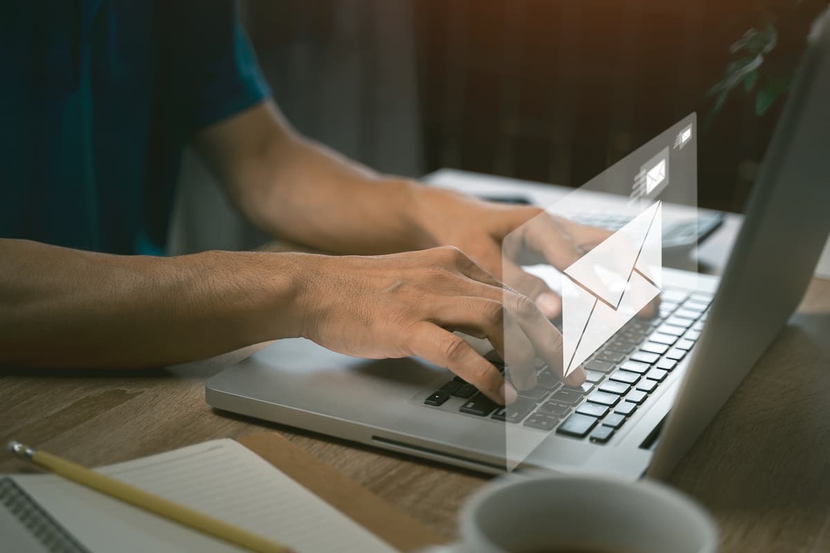 escrevendo e-mail marketing escrevendo e-mail marketing