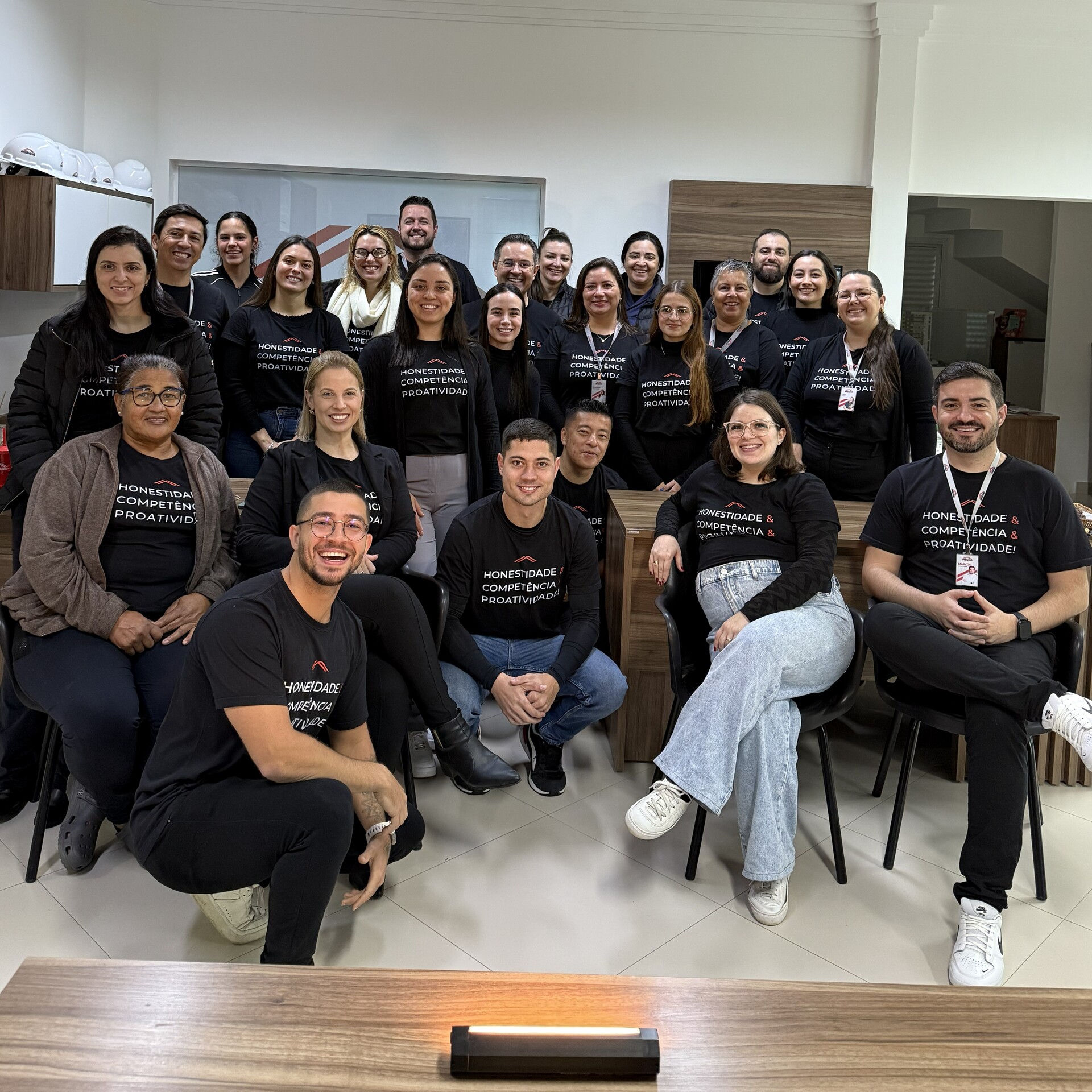 Equipe completa da Imobiliária Sperandio