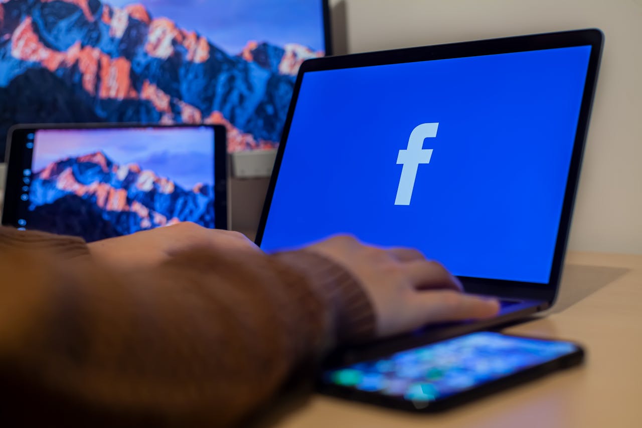 Divulgue seus imóveis no Facebook